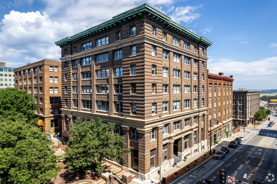Primary Photo Of 712 Broadway St, Kansas City Office Residential For Sale