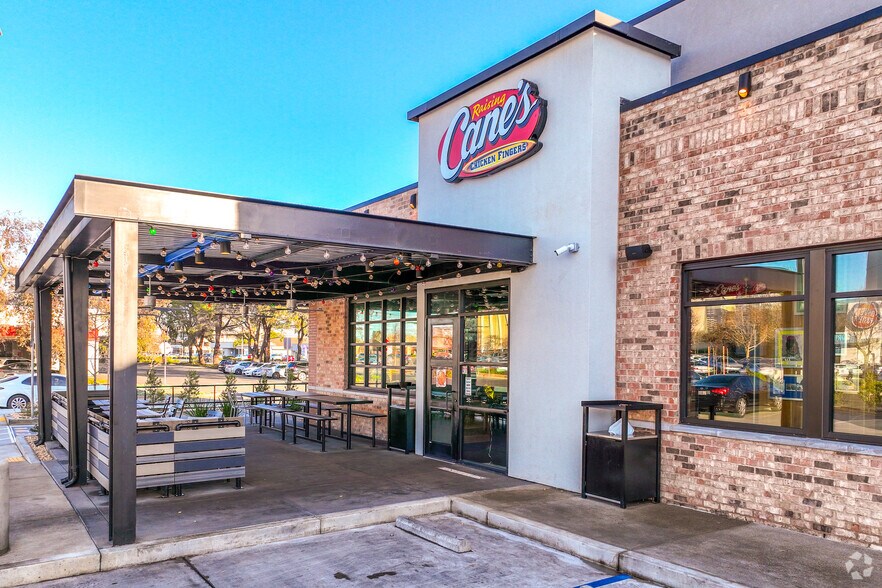 More Photos Of 1360 Travis Blvd, Fairfield Fast Food For Sale