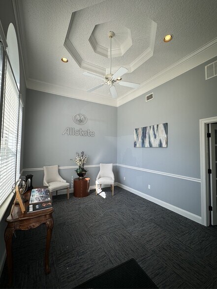 More Photos Of 11555 Central Pky, Jacksonville Office For Sale