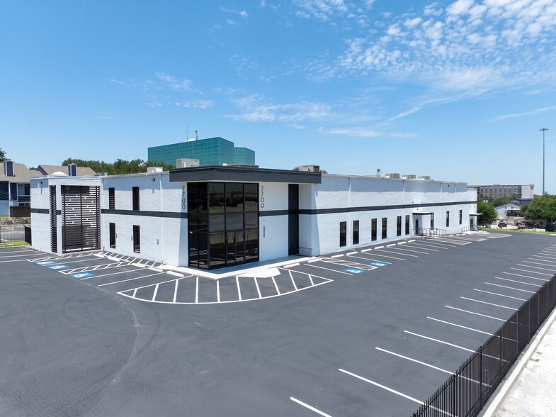 Primary Photo Of 7700 Torino St, San Antonio Flex For Sale