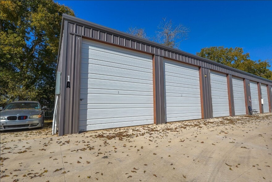 More Photos Of 7445 FM 725, Mcqueeney Self Storage For Sale