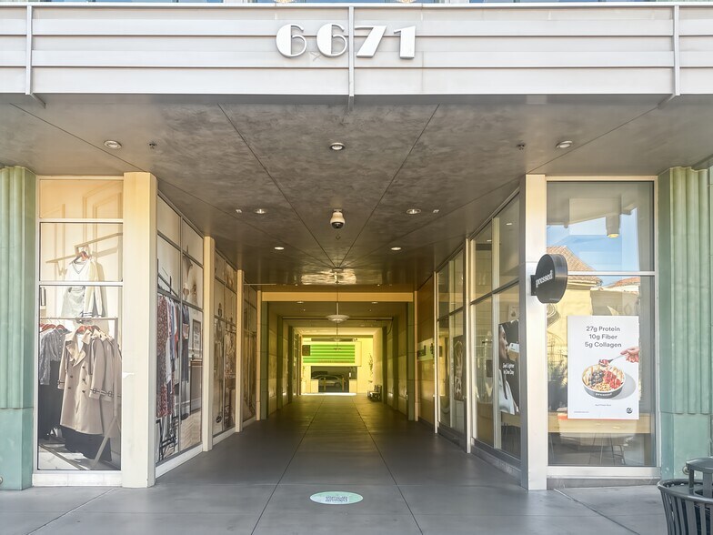 More Photos Of 6671 Las Vegas Blvd S, Las Vegas Coworking Space