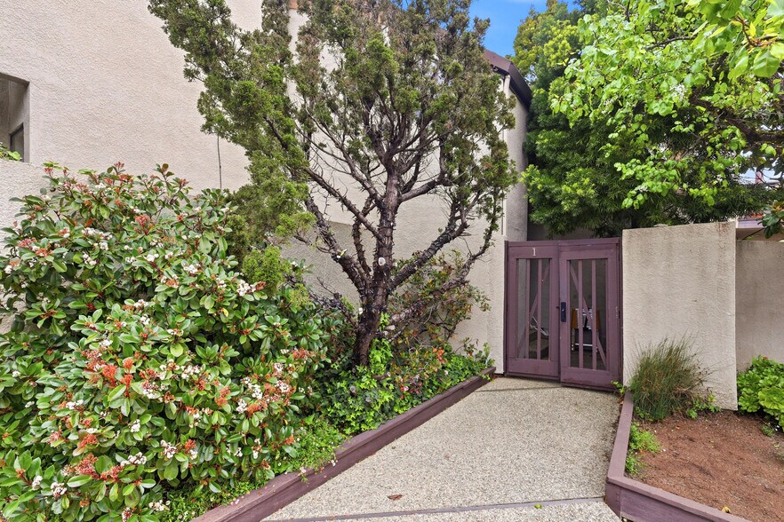 More Photos Of 2001 Parrott Dr, San Mateo Multifamily For Sale