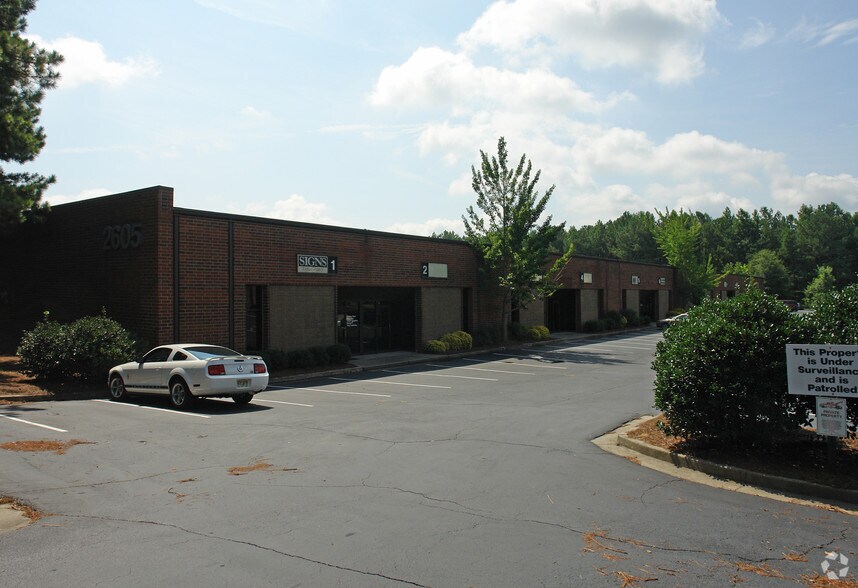 More Photos Of 2595 Mountain Industrial Blvd, Tucker Unknown For Lease