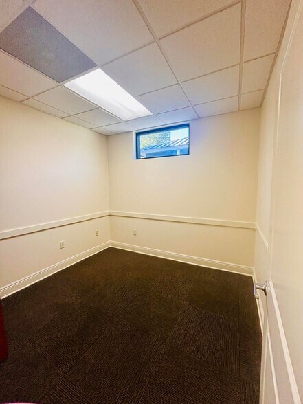 More Photos Of 309 Main St, Collins Office For Sale