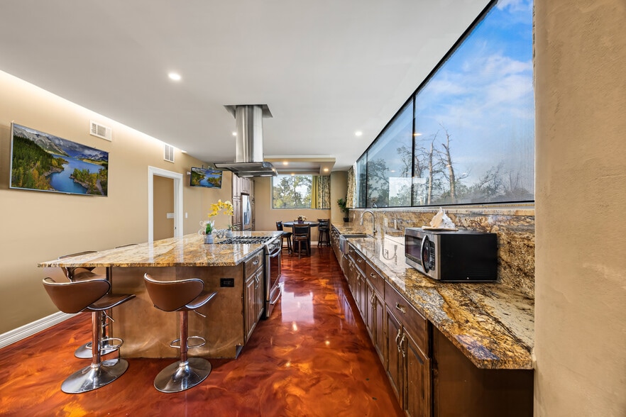 More Photos Of 4015 Luell St, Houston Specialty For Sale