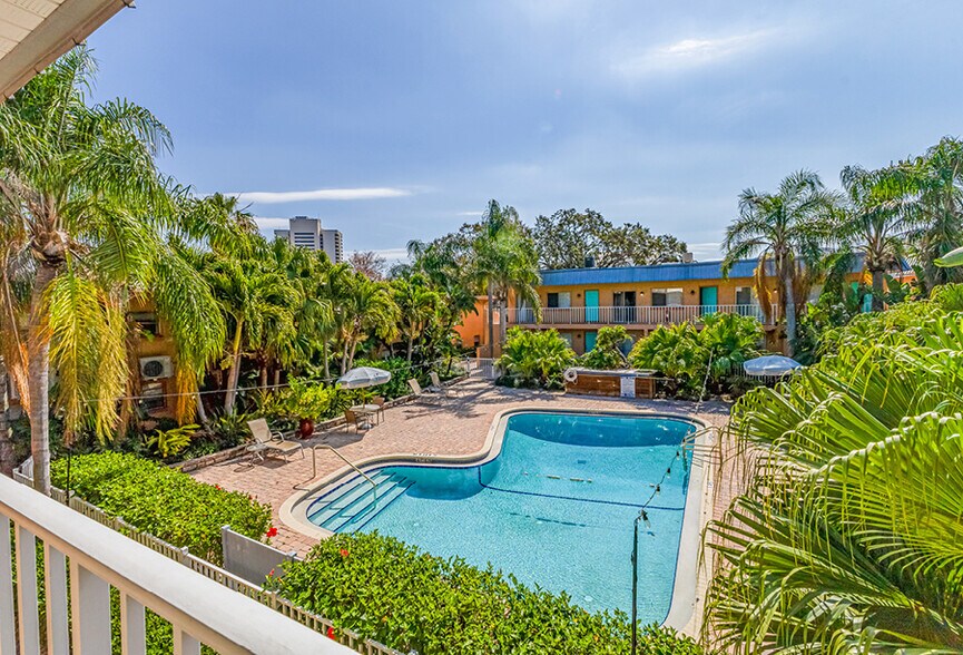 More Photos Of 1405 S Lorenzo Ave, Tampa Apartments For Sale