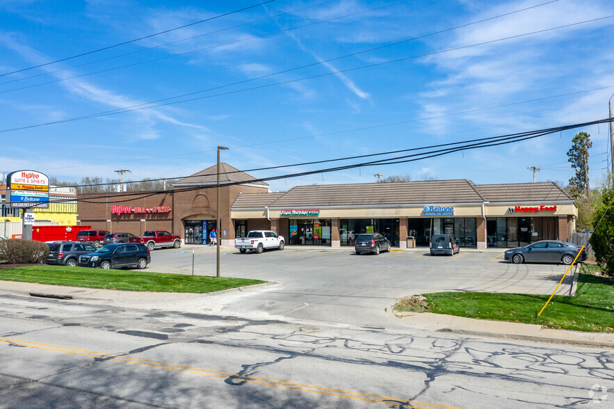 Primary Photo Of 7711-7719 State Line Rd, Kansas City Unknown For Lease