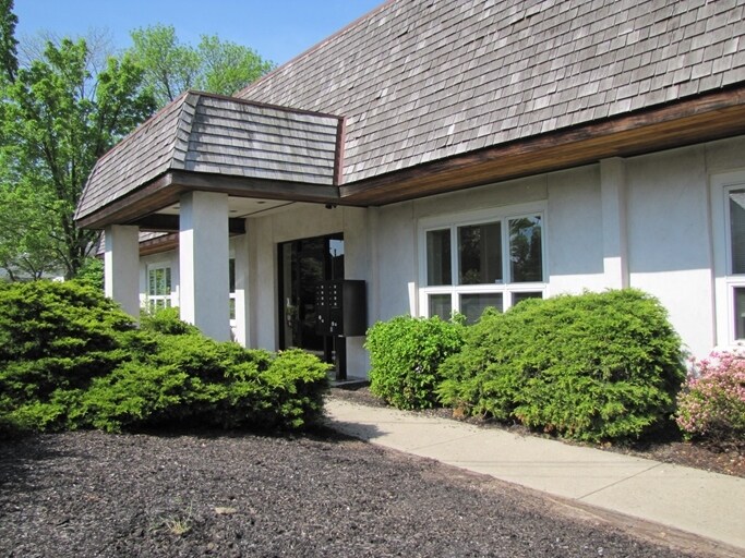 More Photos Of 200 Apple St, Quakertown Medical For Lease