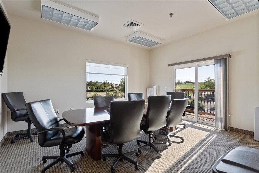 More Photos Of 1103 Old Town Ln, Cheyenne Office For Sale