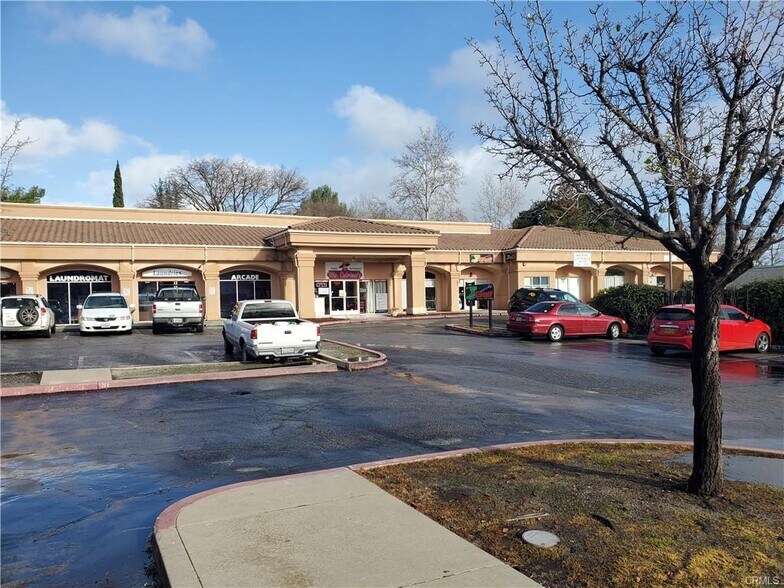 More Photos Of 9965 El Camino Real, Atascadero Storefront For Sale