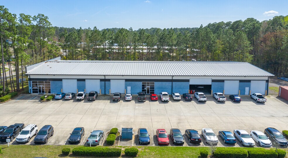 More Photos Of 9728 Florida Mining Blvd W, Jacksonville Light Manufacturing For Lease