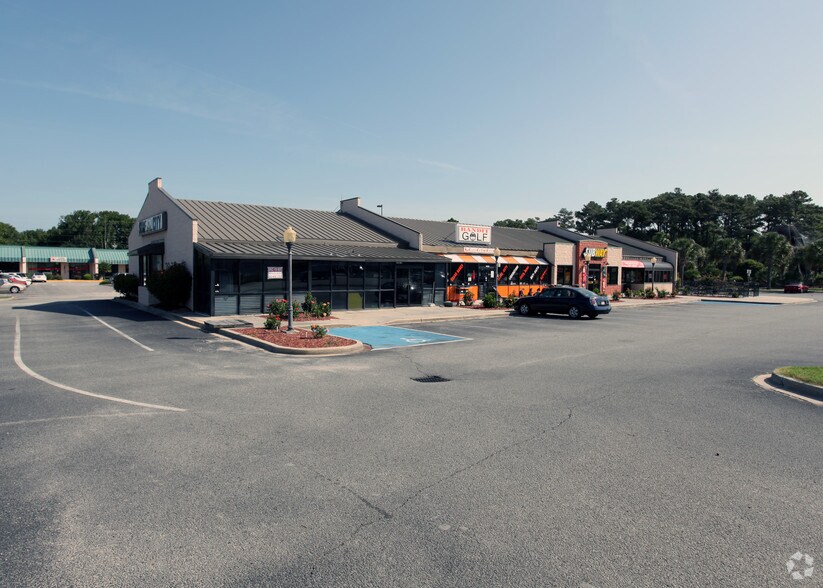 More Photos Of 3300 Highway 17 Business South, North Myrtle Beach General Retail For Lease