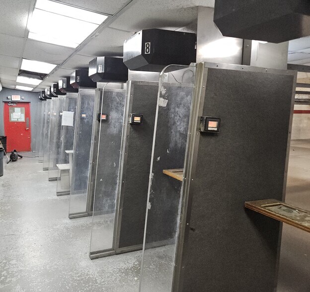 More Photos Of 6190 Parkway North Dr, Cumming Light Distribution For Sale