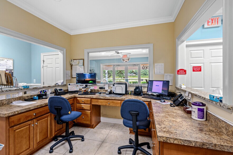 More Photos Of 3583 US-17 BUS, Murrells Inlet Medical For Lease