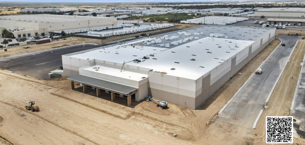 Primary Photo Of 7842 W Bob Bullock Loop, Laredo Warehouse For Lease