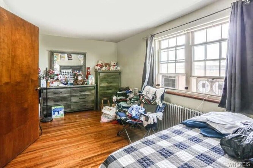 More Photos Of 128 Colton Ave, Lackawanna Apartments For Sale