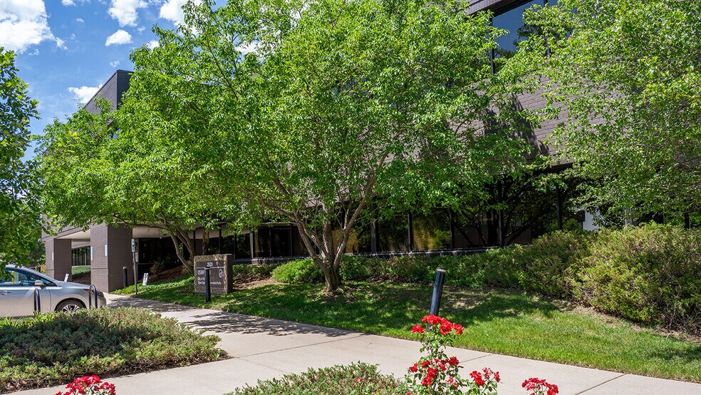 More Photos Of 2520 55th St, Boulder Office For Lease