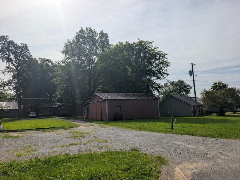 More Photos Of 34 Amy Lynn Dr, Kevil Specialty For Sale