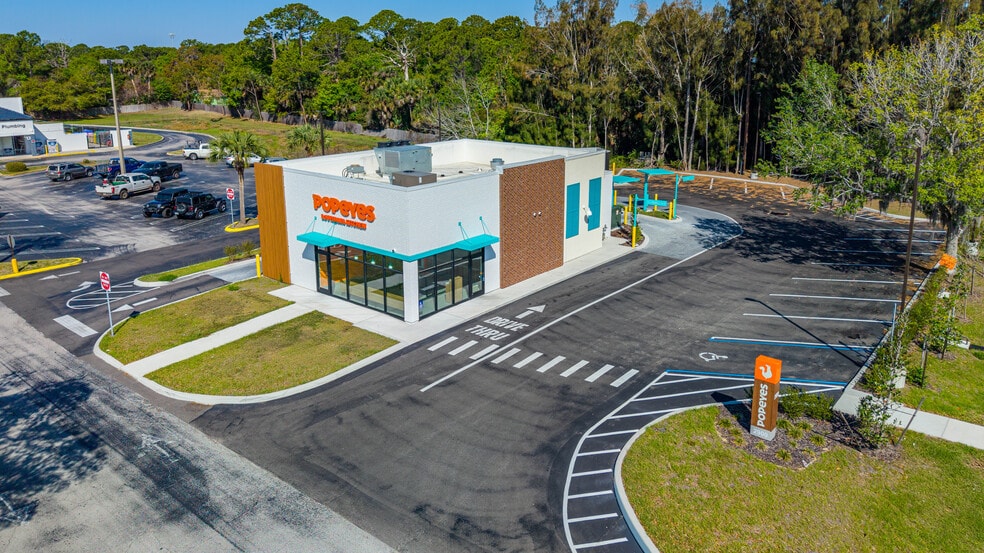 More Photos Of 2900 S Ridgewood Ave, Edgewater Specialty For Lease