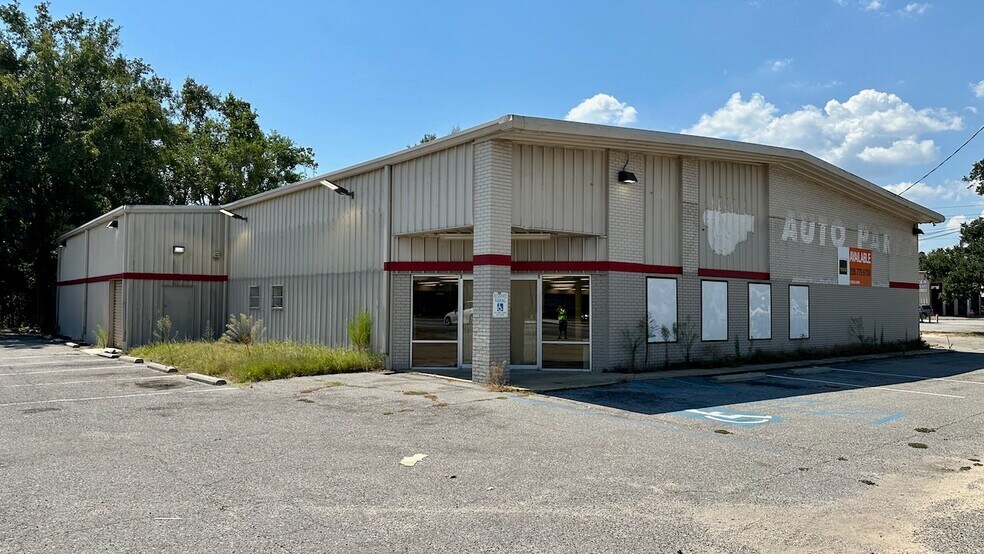 More Photos Of 3107 Spring Hill Ave, Mobile Freestanding For Sale