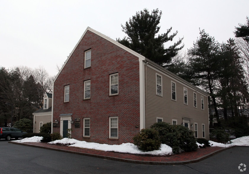Primary Photo Of 71-77 Junction Sq, Concord Office For Lease