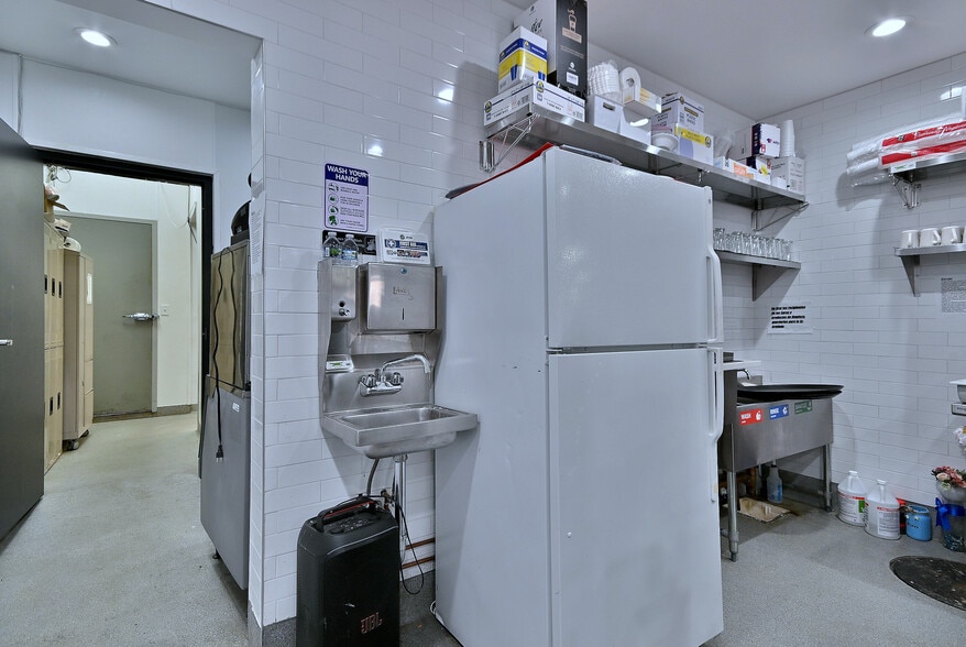 More Photos Of 5319 W Belmont Ave, Chicago General Retail For Sale