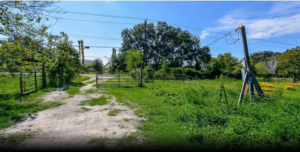 More Photos Of 627 Fellows Rd, Houston Land For Sale