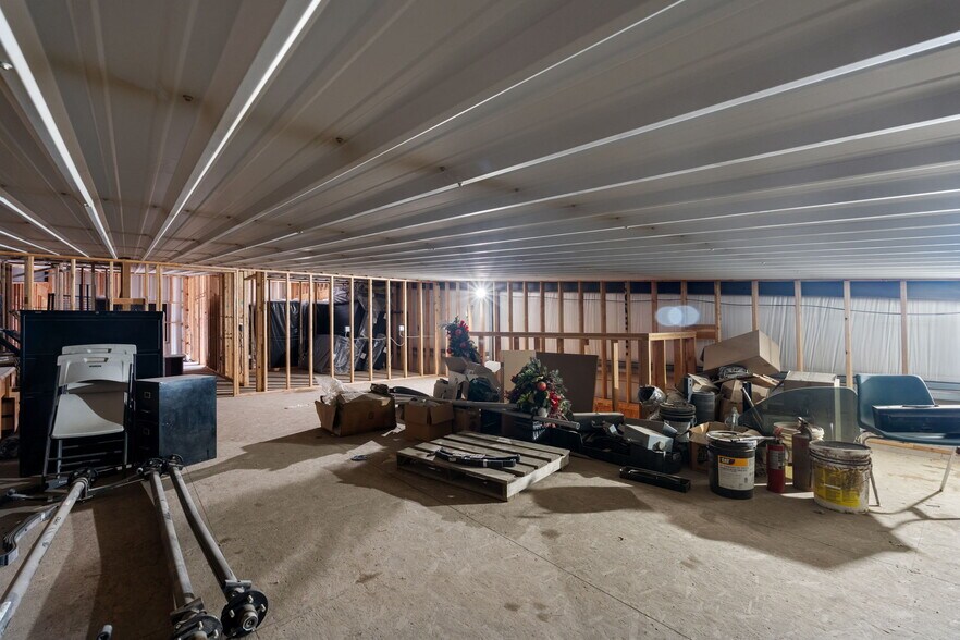 More Photos Of 2765 Fairgrounds Rd, American Falls Distribution For Sale