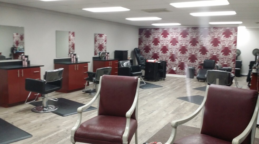 More Photos Of 3110 Wade Hampton Blvd, Taylors Storefront For Sale