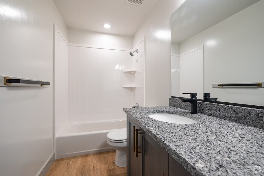 More Photos Of 2100 North Highway 89 Highway, Harrisville Apartments For Sale