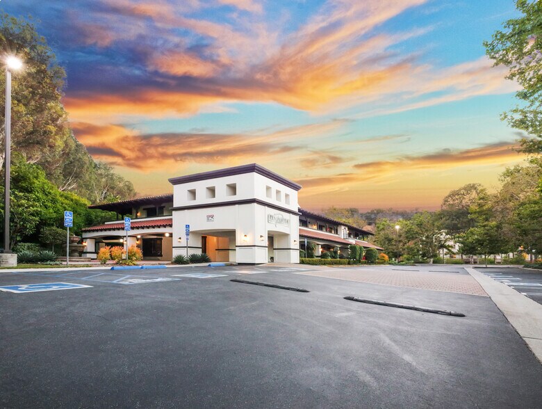 More Photos Of 25550 Hawthorne Blvd, Torrance Medical For Sale