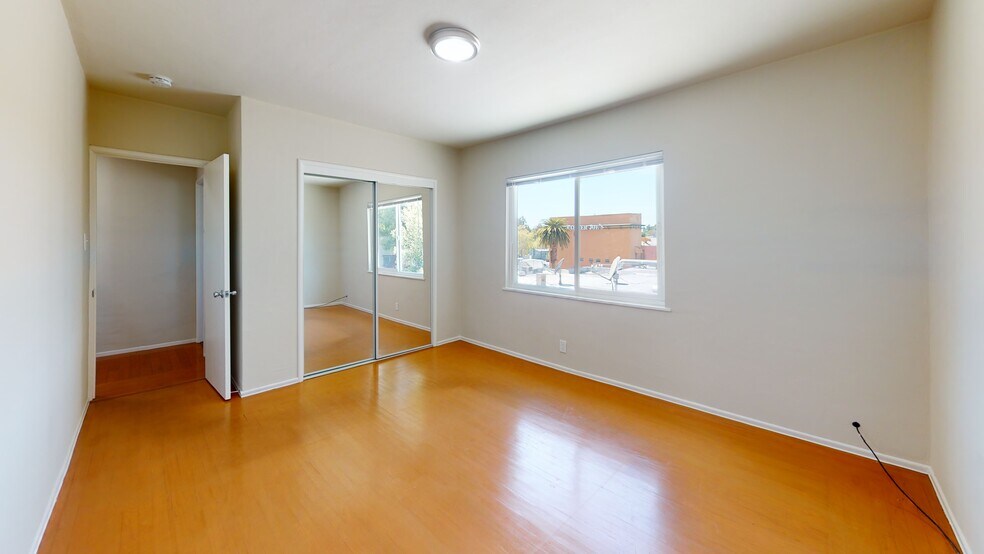 More Photos Of 3464 Champion St, Oakland Apartments For Sale