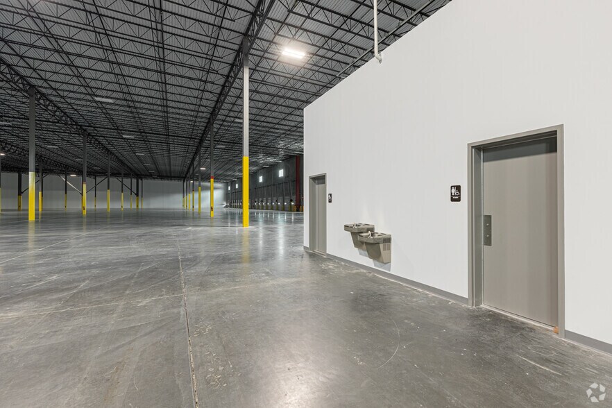 More Photos Of 4601 McCall Rd, Rincon Unknown For Lease