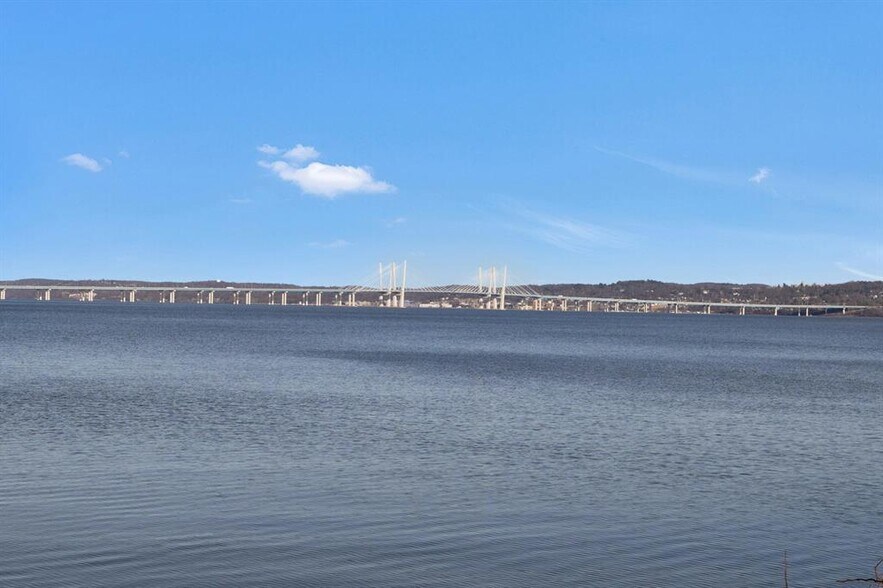 More Photos Of 505 Piermont Ave, Piermont Restaurant For Sale