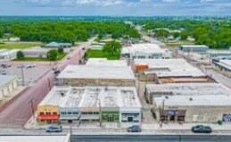 More Photos Of 115 E Blackjack St, Dublin General Retail For Sale