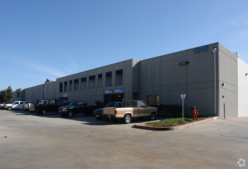 Primary Photo Of 1316 N Melrose Dr, Vista Manufacturing For Lease