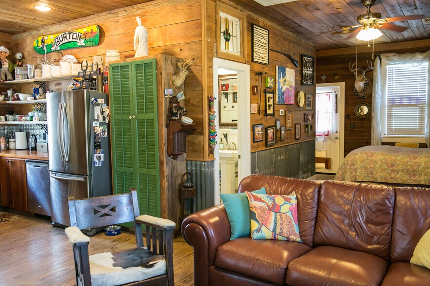 More Photos Of 12400 E Texas St, Burton Freestanding For Sale
