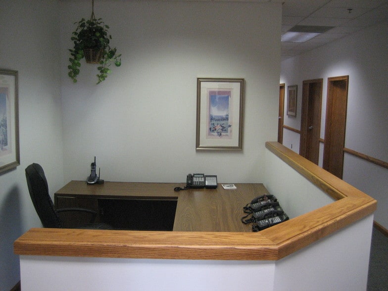 More Photos Of 59 General Warren Blvd, Malvern Medical For Lease