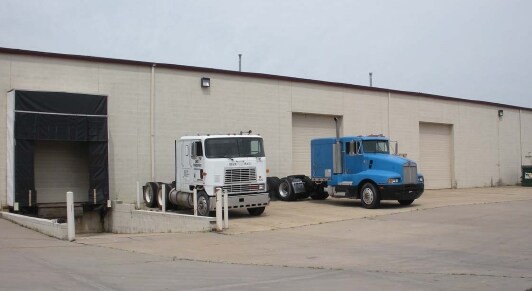 More Photos Of 852 E Highland Rd, Macedonia Flex For Lease