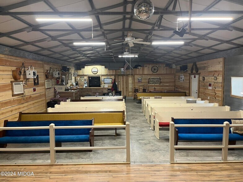 More Photos Of 381 Elam Rd, Gordon Lodge Meeting Hall For Sale