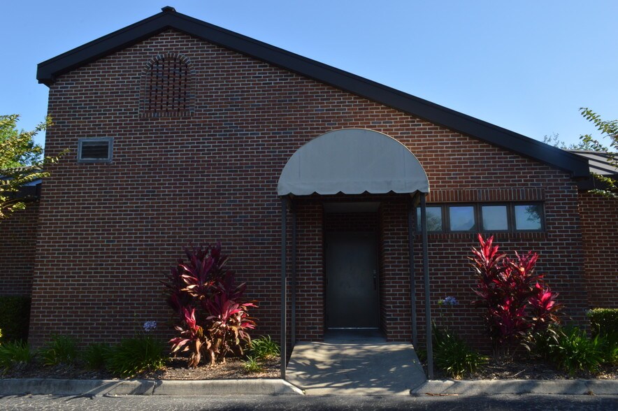 More Photos Of 1121 1st St S, Winter Haven Medical For Sale