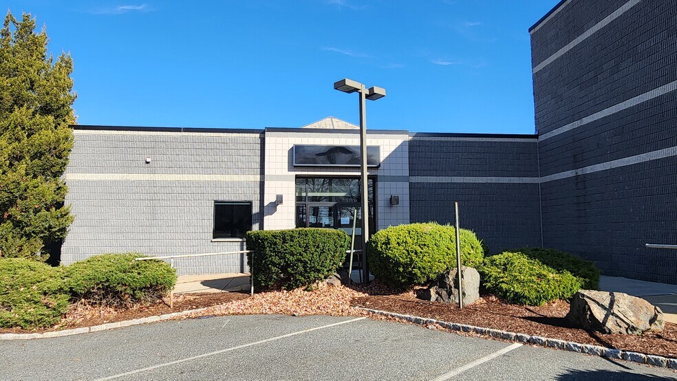 More Photos Of 274 W Route 10, Succasunna Storefront Retail Office For Lease
