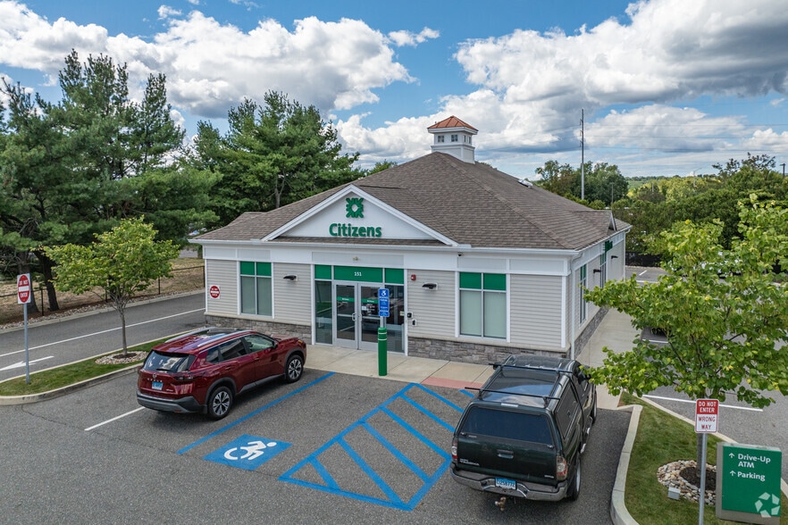 More Photos Of 151 Washington Ave, North Haven Bank For Sale