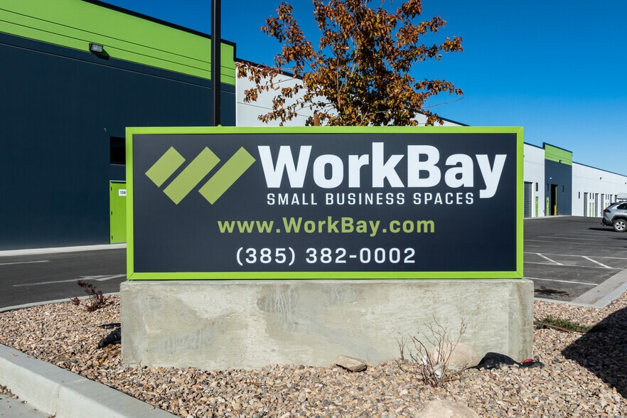 More Photos Of 5718 W 3500 South, West Valley Warehouse For Lease