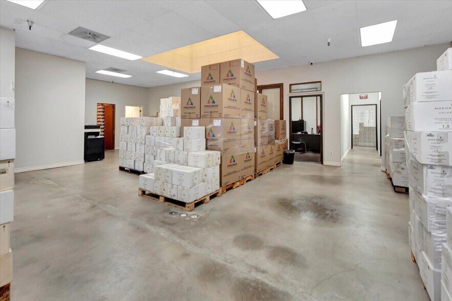 More Photos Of 1061 S Melrose St, Placentia Warehouse For Sale