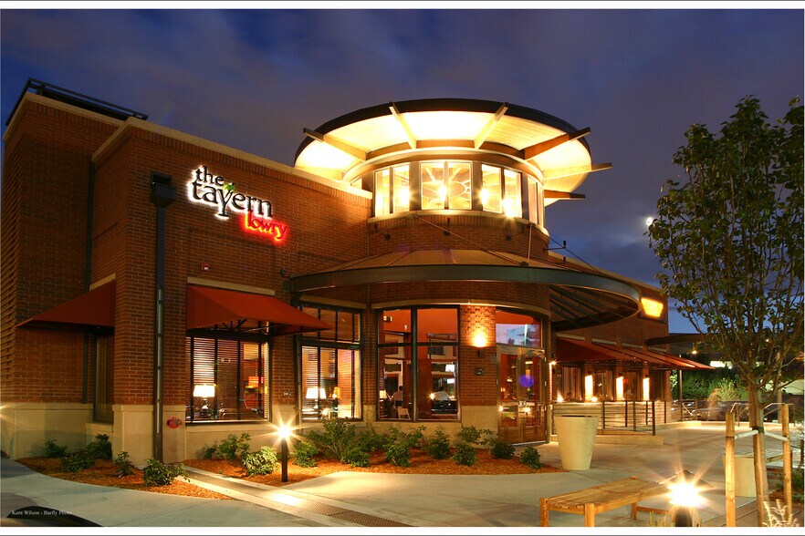 More Photos Of 7401 E 1st Ave, Denver Bar For Sale