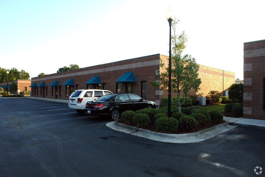 More Photos Of 311 Judges Rd, Wilmington Flex For Lease