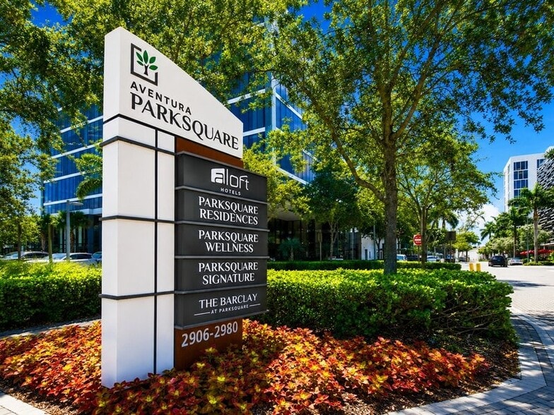 More Photos Of 2920-2950 NE 207th St, Aventura Unknown For Lease