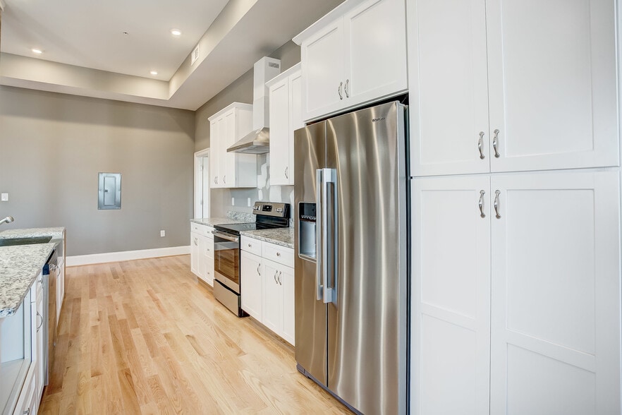 More Photos Of 1214 Eutaw Pl, Baltimore Apartments For Sale